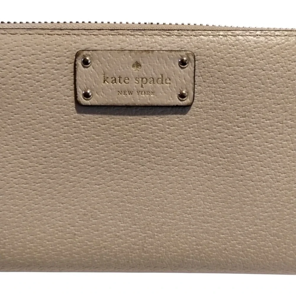 KATE SPADE Neda‎ Grove Street Knowledge Full Zip Long Continental Wallet Leather